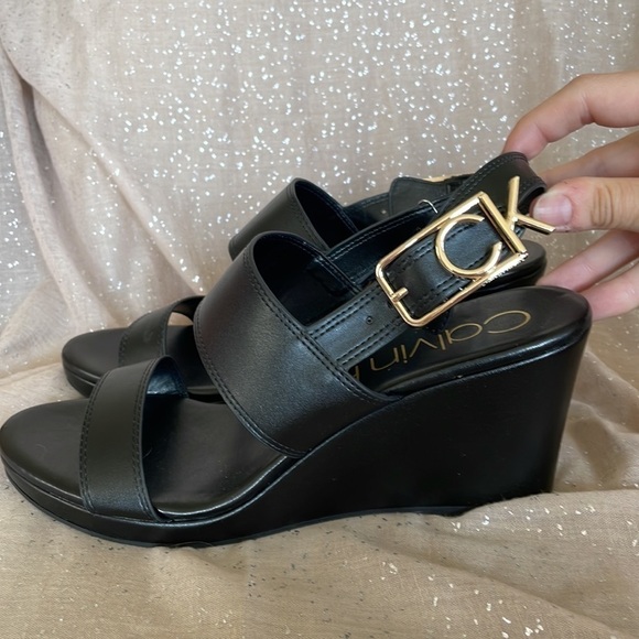 Brand New Calvin Klein Platform Black & Gold Tone Ankle Strap Buckle Sandals - Picture 9 of 13